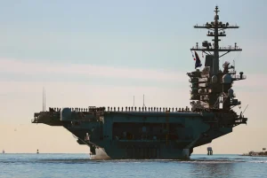 Top US Commander Visits Aircraft Carrier as Gaza Ceasefire Talks Resume