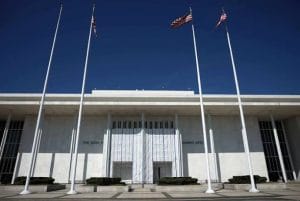 Trump Administration Warns Kennedy Center Could Face Demolition Without Repairs