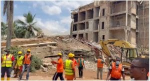 JUST IN: One Dead, Four Rescued As Four-Storey Building Collapses In Enugu