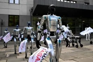 30 Robots Take to Poland’s Streets in Unusual AI Regulation ‘Protest’