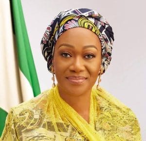 Oluremi Tinubu Redeems ₦10m Pledge To 12-Year-Old Ogun Artist