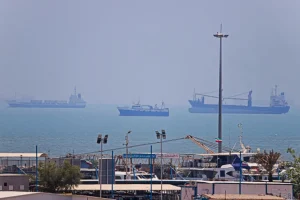 Global Oil Reserves Face Pressure as Renewed US-Iran War Threatens Strait of Hormuz Closure