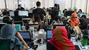 Philippines Arrests 244 Suspects in Major Online Scam Crackdown